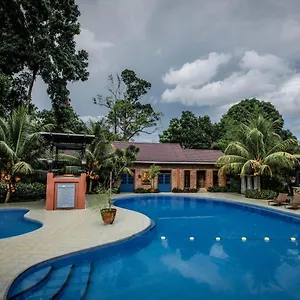 malagos-garden-resort.davao-hotels.com/