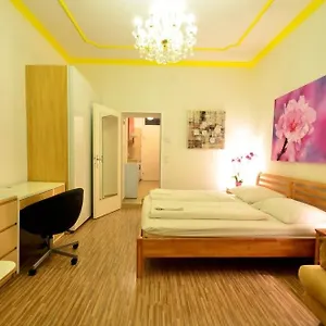 Апарт-отель Ajo - Messe Flat - Self-check-in, Вена